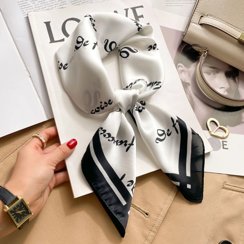 여성 고급 실크 새틴 스퀘어 스카프 우아한 꽃무늬 프린 - Luxury Bags In China 리뷰 및 가격